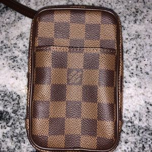 Louis Vuitton crossbody bag